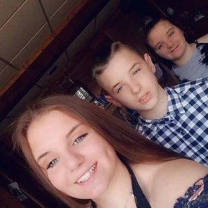 Meet your Posher, Rhiannon